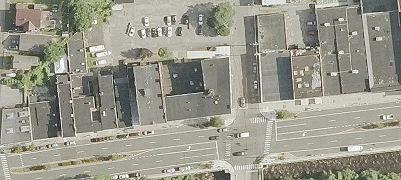 398 Main St