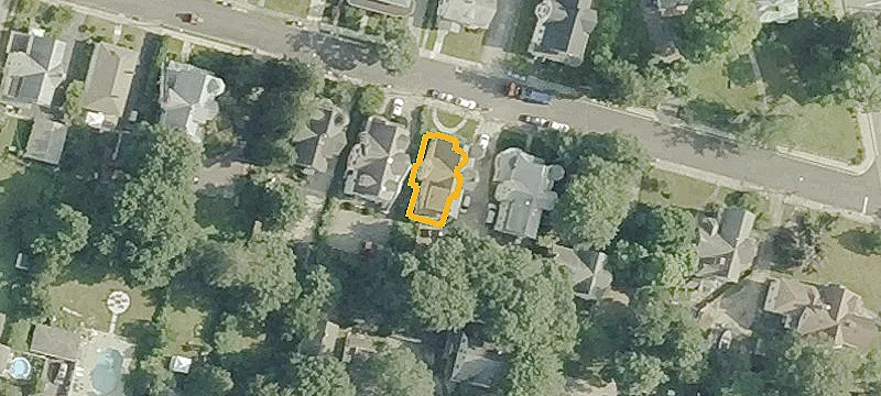 28 Williams St