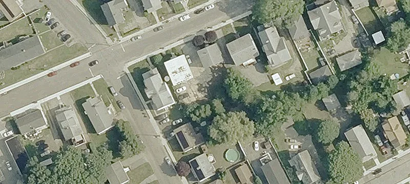 98 Lincoln Ave
