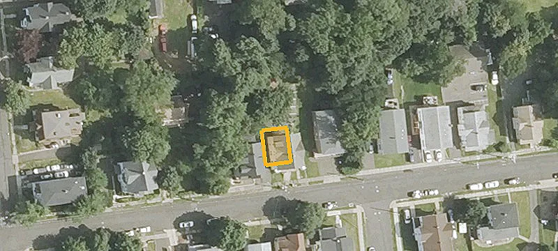 144 Pleasant St