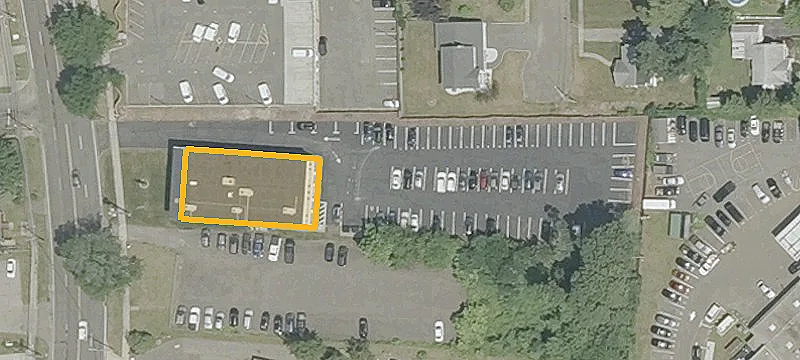 3060 Main St
