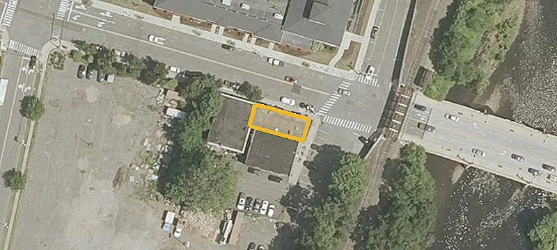 87 Maple St