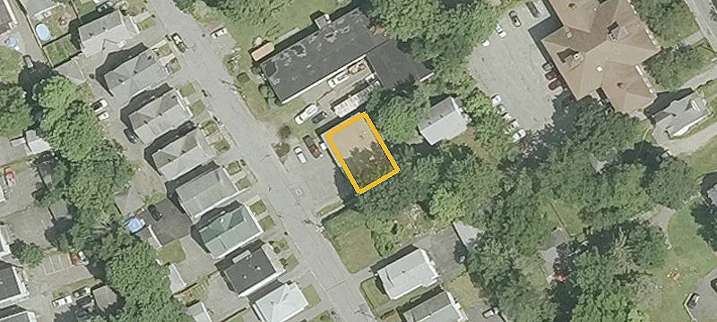 174 Berry St