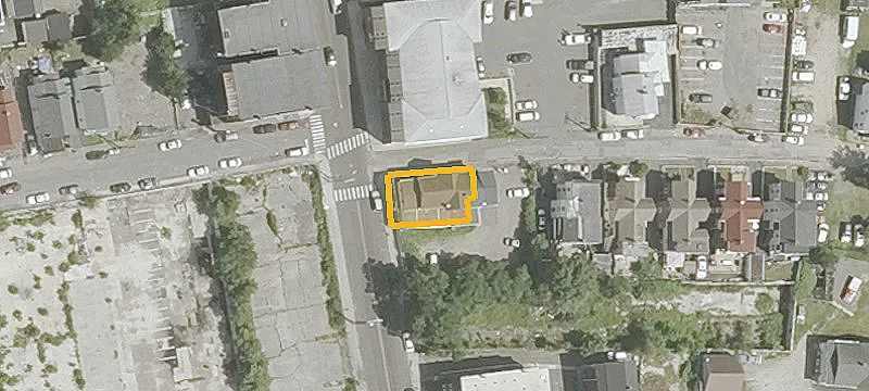 645 Main St