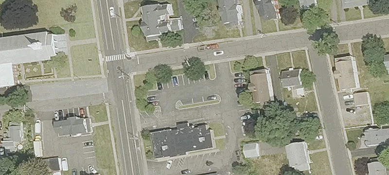 225 Main St