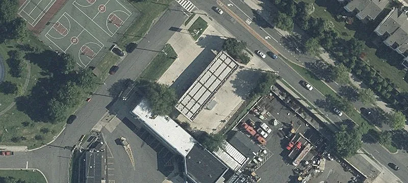 2350 Dakota NE Ave
