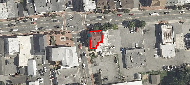 2 Main St