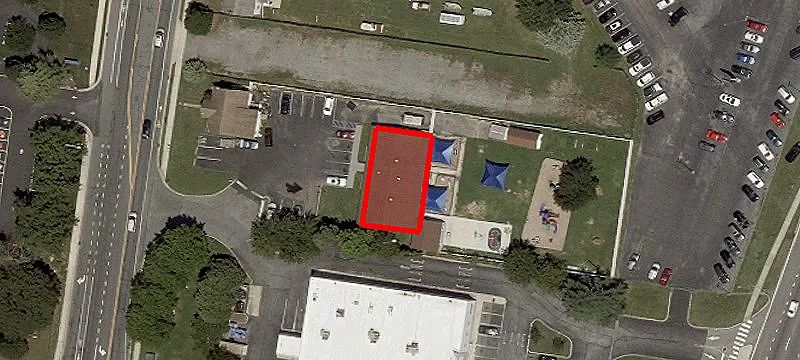 1339 Governors Ave
