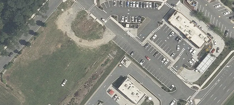 111 Dupont Hwy