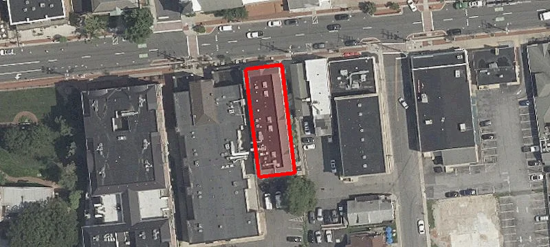 129 Main St
