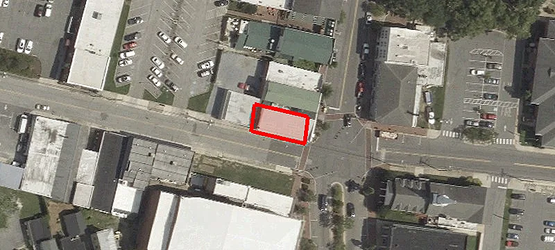 28 Walnut St