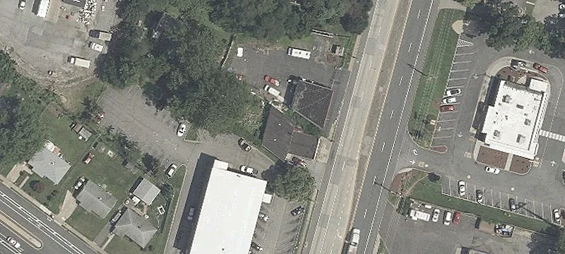 3003 New Castle Ave