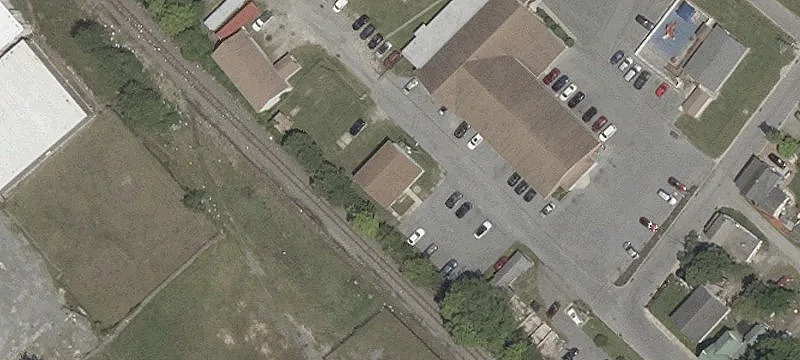 307 Railroad Ave