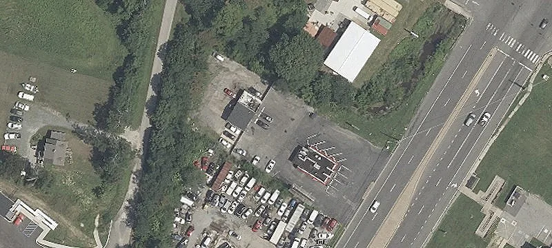 381 Dupont Hwy