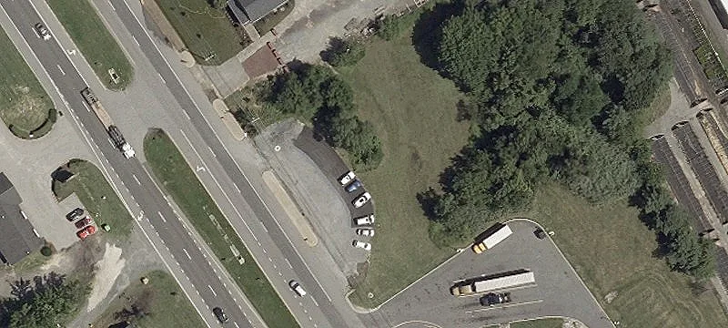 5616 Dupont Pkwy