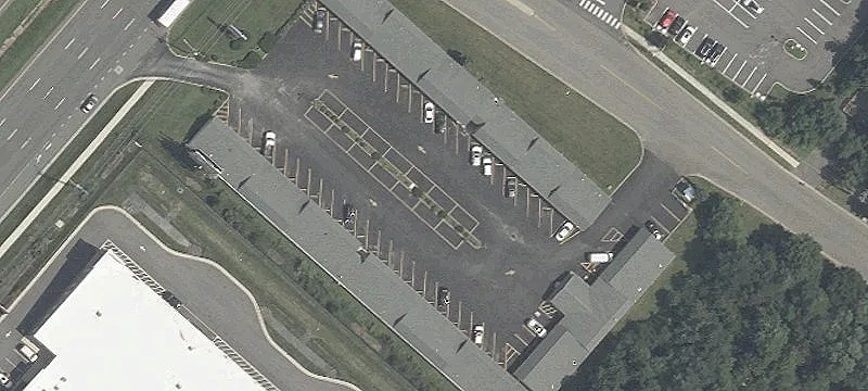 140 Dupont Hwy