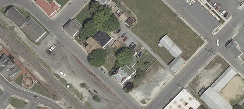 108 Railroad Ave