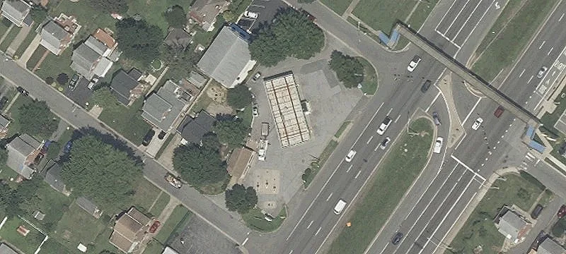 601 Dupont Hwy