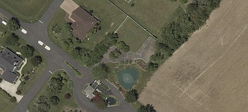 2 Glade Farm Dr