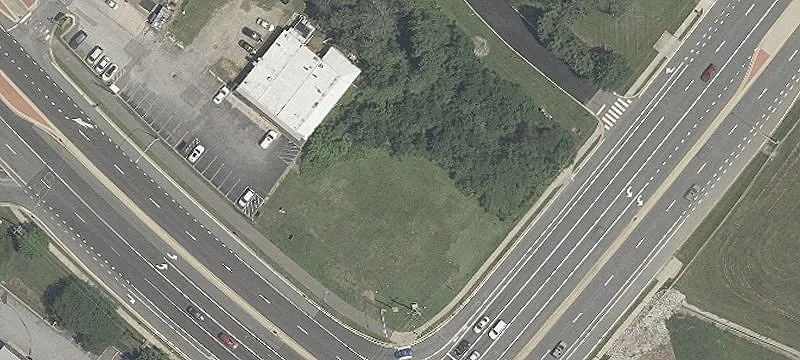 187 Airport Rd