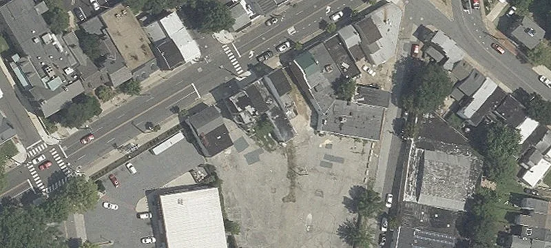 2002 Market St