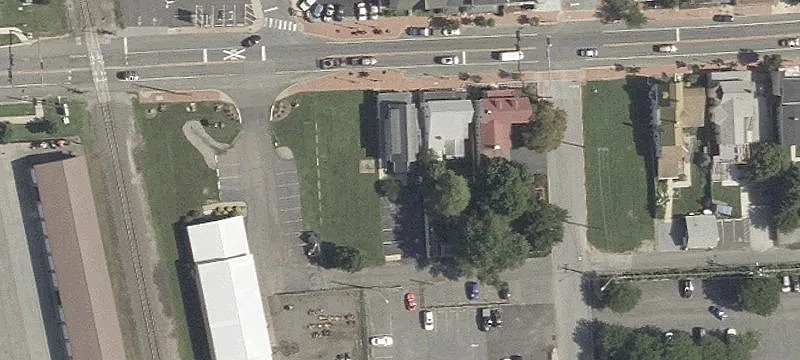 216 Main St