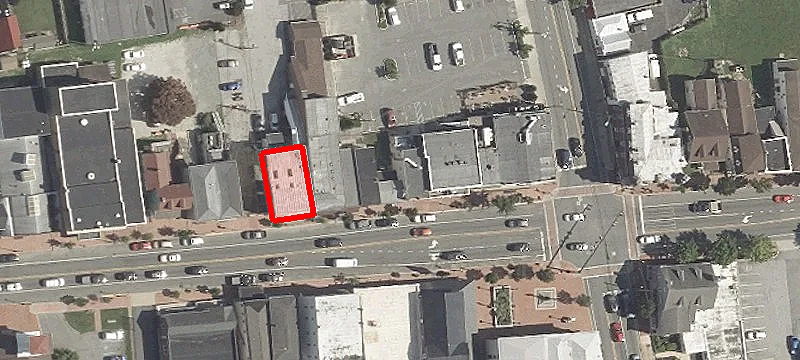 13 Main St