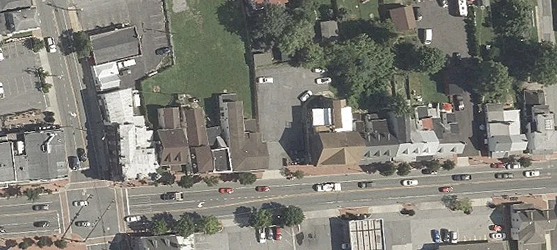 23 Main St