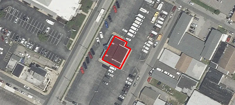 210 Greenhill Ave