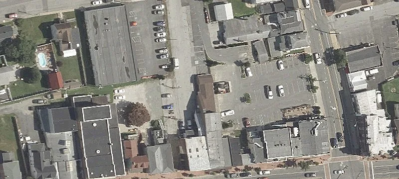 21 Main St