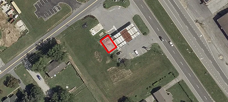 5703 Dupont Pkwy