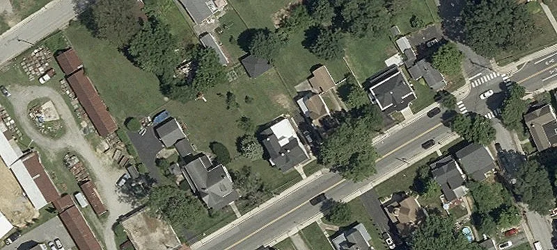 307 Main St