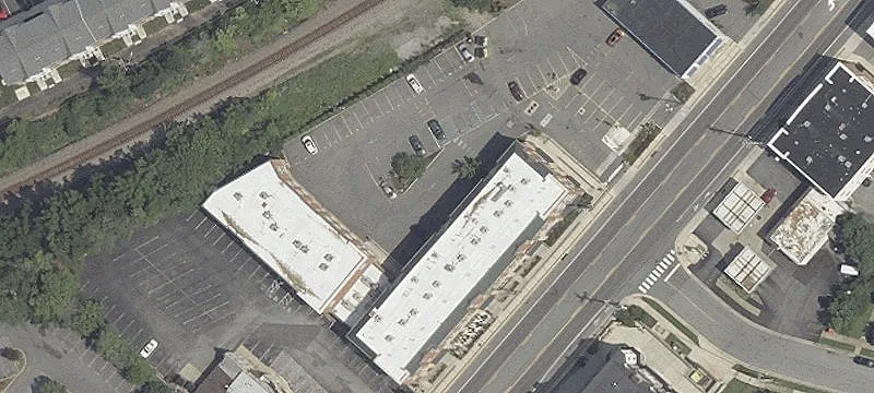 136 Main St