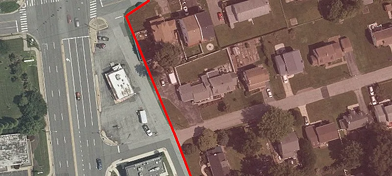 103 Lyndhurst Ave