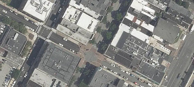 1 37th St