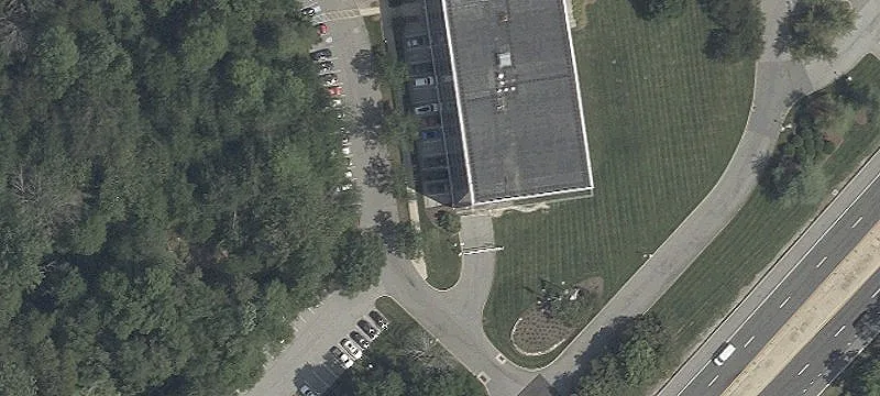 1013 Ctr Rd