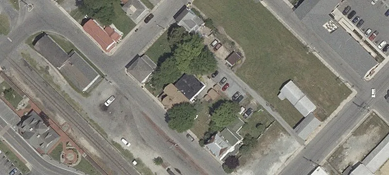 110 Railroad Ave