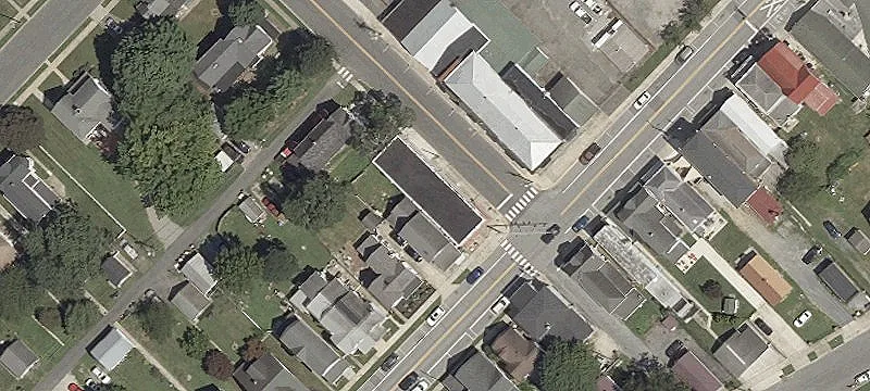 401 Main St