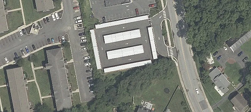 440 Moores Ln