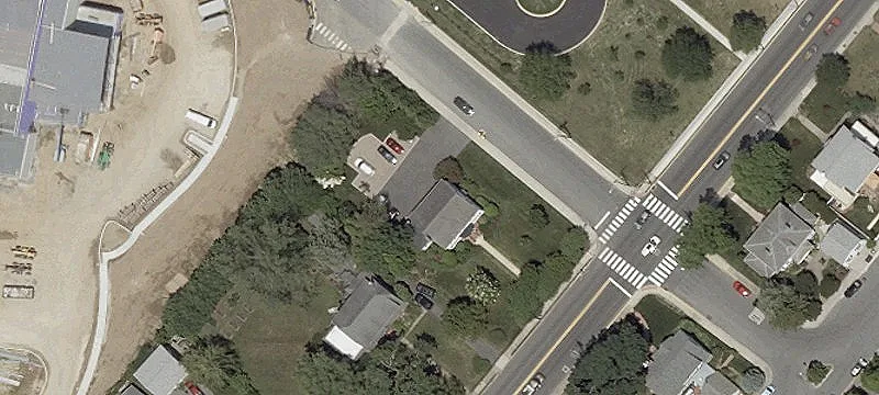 902 Savannah Rd