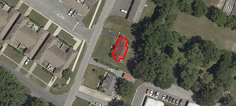 138 Houston Ave