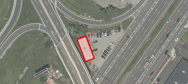 211 Dupont Hwy