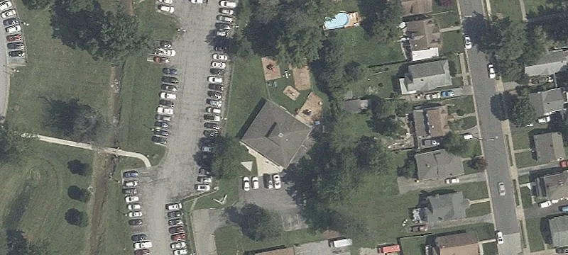 8 Walnut Ave