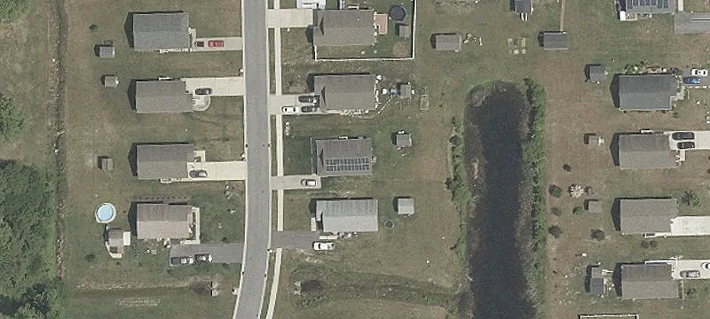 615 Lee Ave