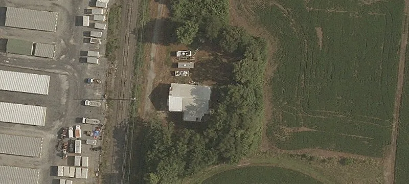 74 Railroad Ave