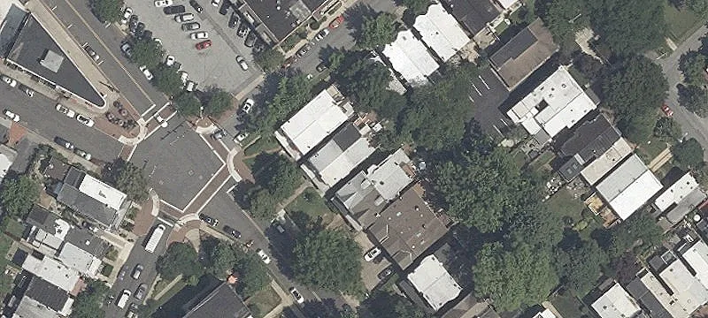 1525 Delaware Ave