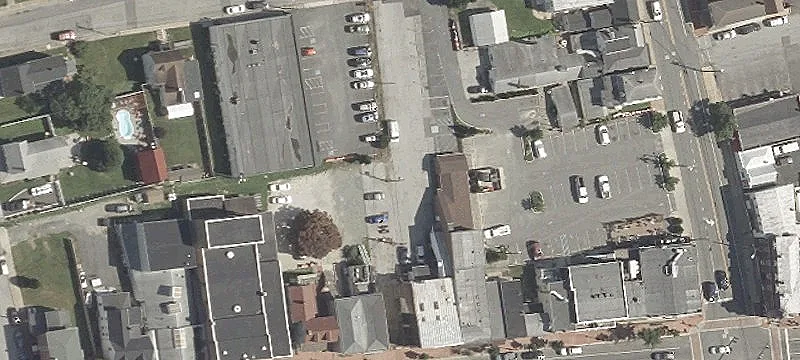 23 Main St