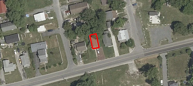 329 Railroad Ave