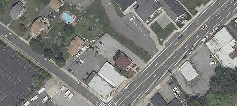 3511 Philadelphia Pike