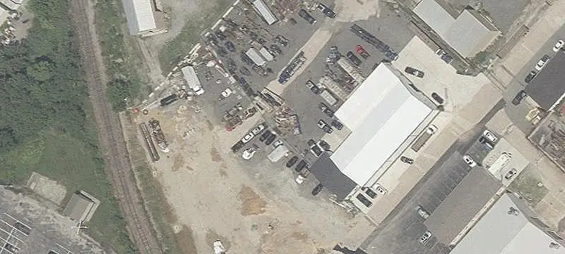 250 Edwards Ave